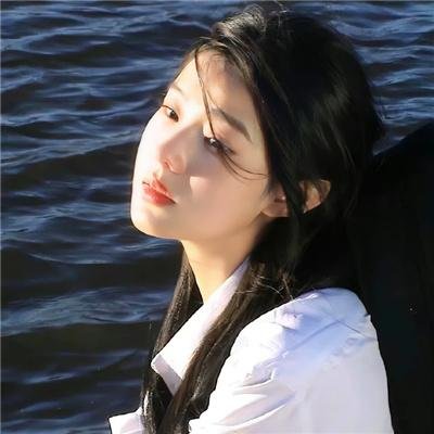 空白日子 海报